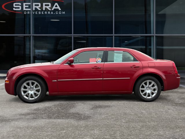 Used 2009 Chrysler 300 Touring RWD image 2