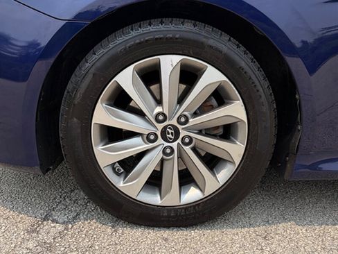 Used 2014 Hyundai Sonata Limited FWD image 22
