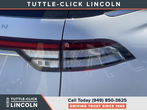 Certified 2023 Lincoln Aviator Reserve w/ Equipment Group 201A RWD image 9