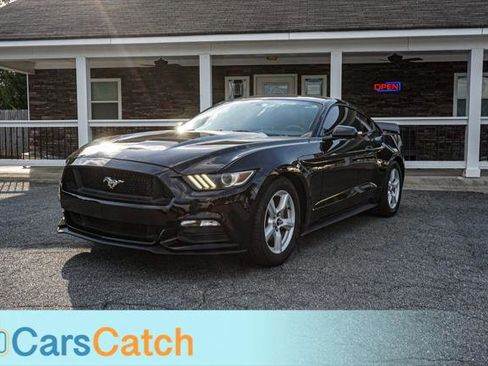 Used 2015 Ford Mustang Coupe image 12