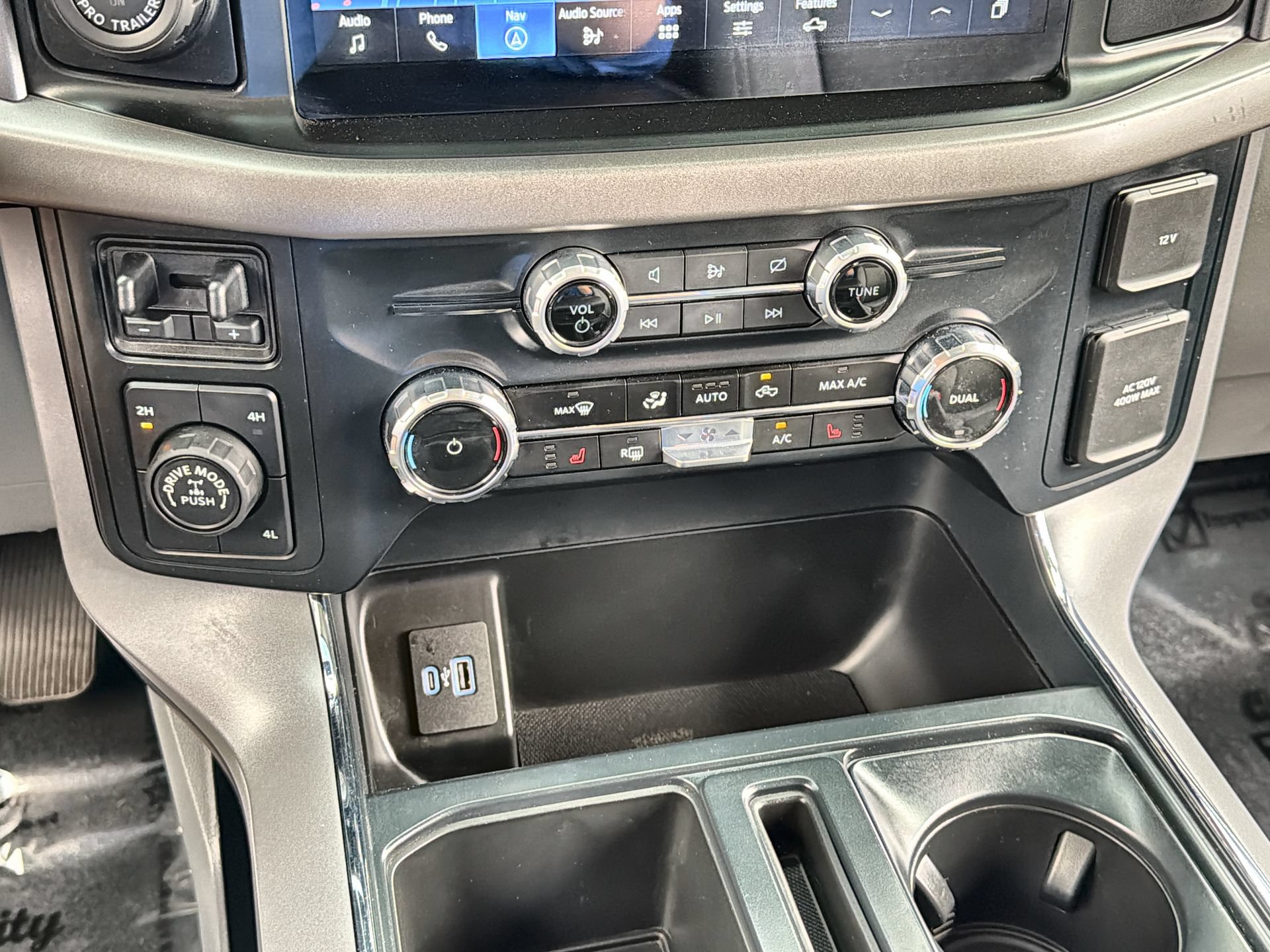 Certified 2024 Ford F150 XLT w/ Equipment Group 302A MID AWD/4WD image 19