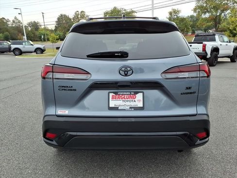 Certified 2024 Toyota Corolla Cross AWD Hybrid image 12