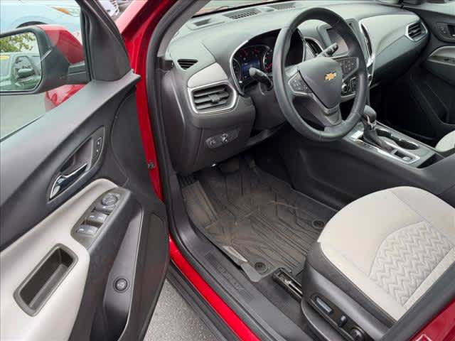 Used 2023 Chevrolet Equinox LT FWD image 11