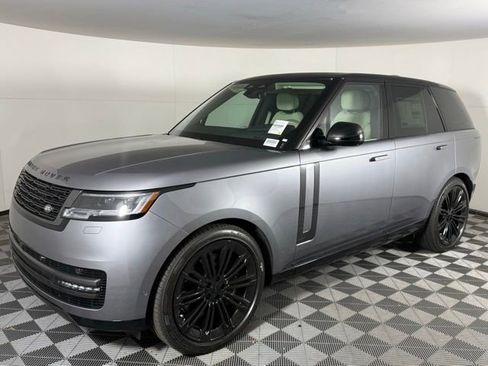 New 2026 Land Rover Range Rover SE image 2