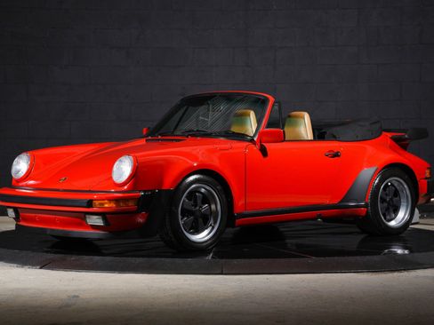 Used 1989 Porsche 911 Carrera image 2