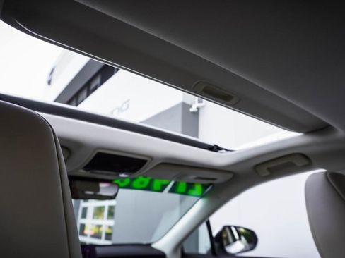 Used 2016 Lexus RX 450h AWD image 20