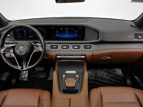 Used 2024 Mercedes-Benz GLE 350 4MATIC image 19