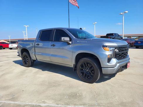 Used 2025 Chevrolet Silverado 1500 Custom AWD/4WD image 7