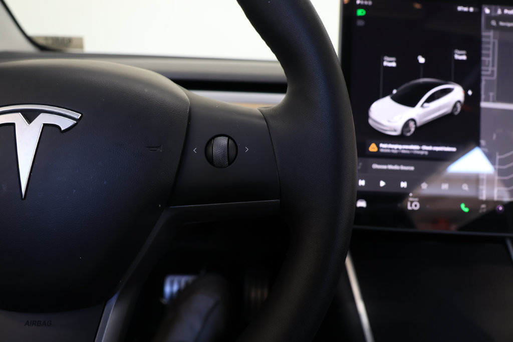 Used 2019 Tesla Model 3 Performance AWD/4WD image 26