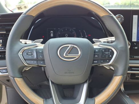 Certified 2023 Lexus RX 350 Premium w/ Accessory Package AWD/4WD image 17