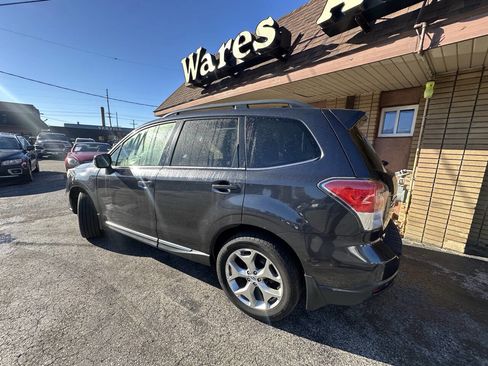 Used 2017 Subaru Forester 2.5i Touring image 4