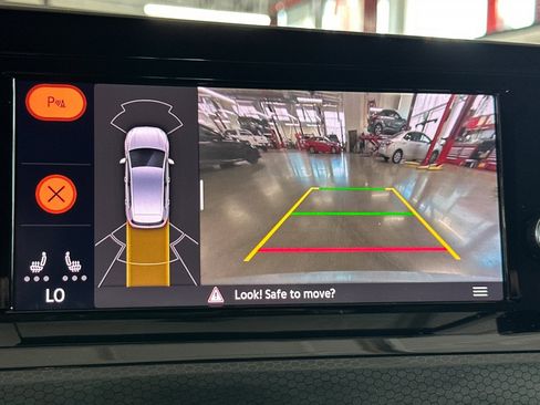 Used 2024 Volkswagen GTI S image 19