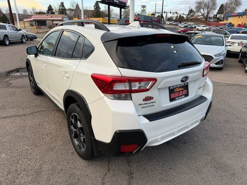 Used 2019 Subaru Crosstrek 2.0i Premium image 6