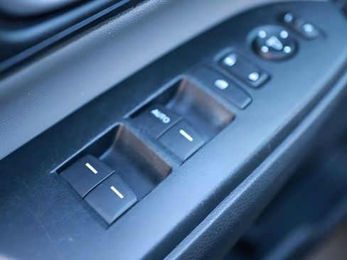 Used 2017 Honda CR-V LX image 27