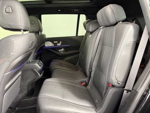 Used 2020 Mercedes-Benz GLS 580 4MATIC image 17