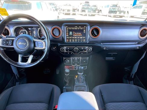 Used 2022 Jeep Gladiator Mojave w/ Trailer Tow Package image 15