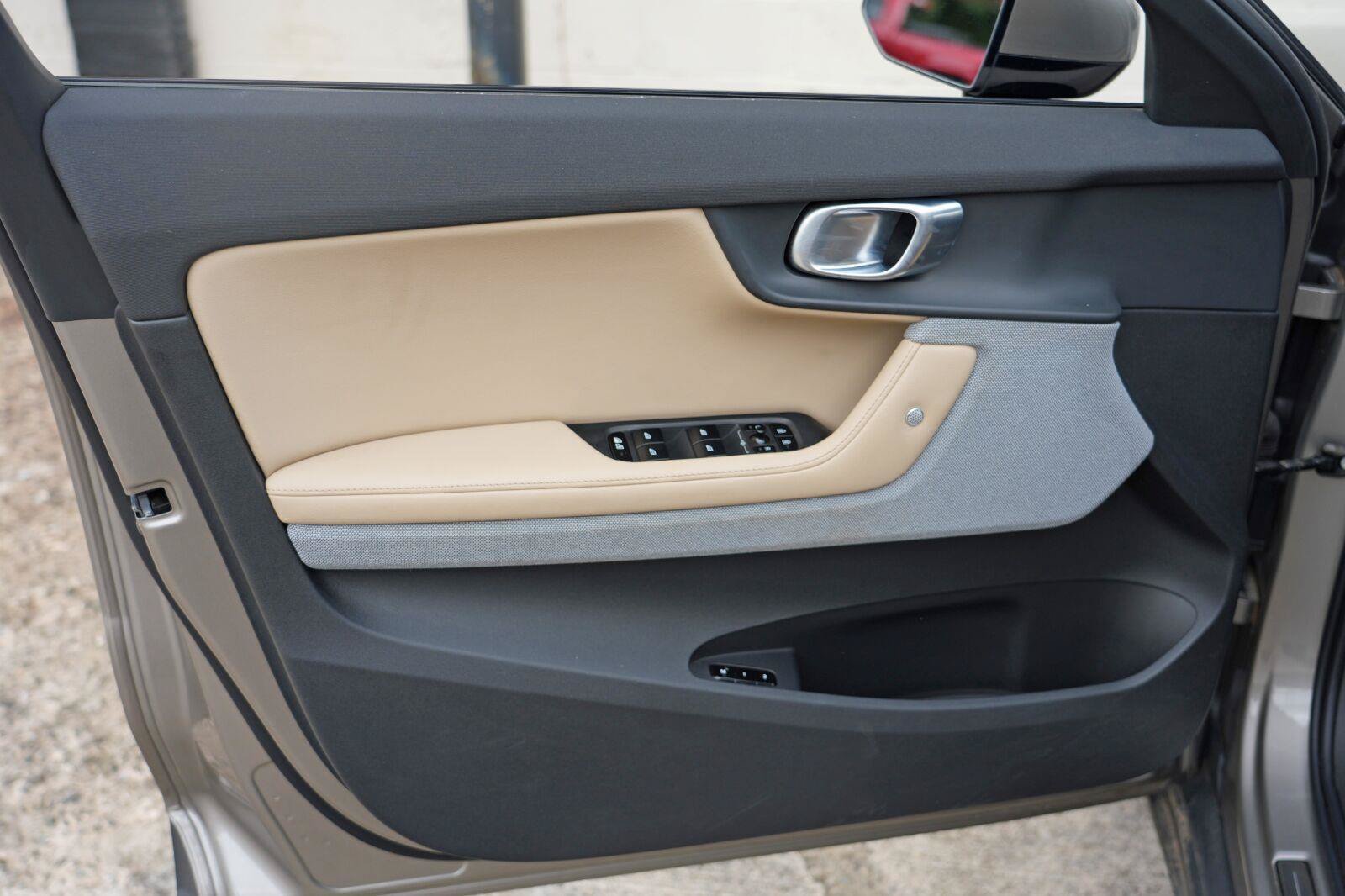 Used 2022 Polestar Polestar 2 w/ Plus Package AWD/4WD image 45