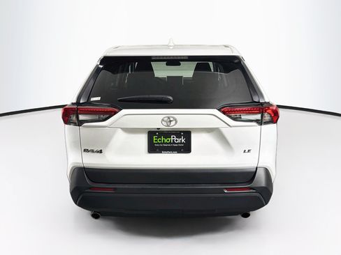 Used 2025 Toyota RAV4 LE FWD image 7