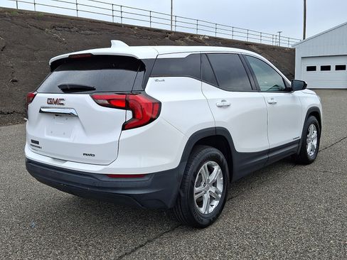 Used 2020 GMC Terrain SLE image 4