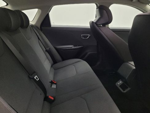 Used 2025 Kia K4 FWD image 19