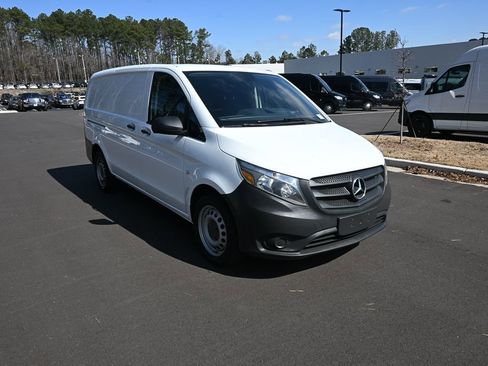 Used 2016 Mercedes-Benz Metris image 20