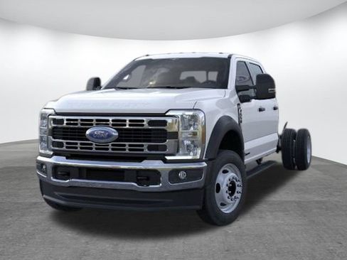 New 2026 Ford F550 4x4 Crew Cab Super Duty image 2