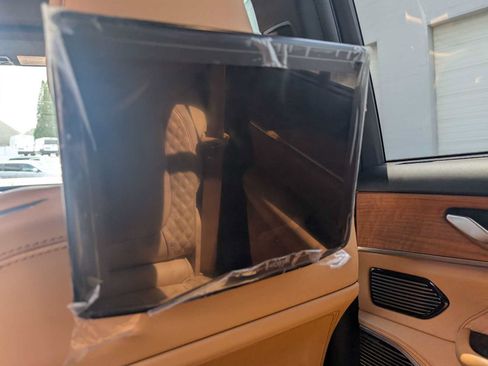 Used 2023 Jeep Grand Cherokee Summit AWD/4WD image 18