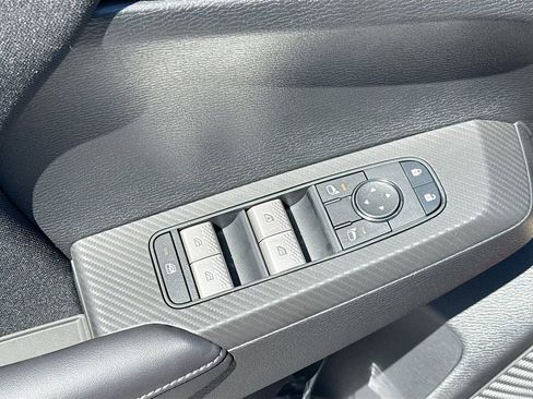 New 2026 Mitsubishi Outlander ES FWD image 18