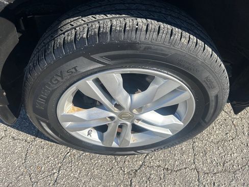 Used 2012 Nissan Rogue SV image 21