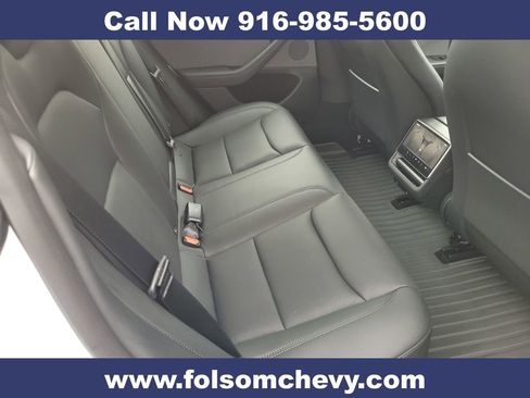 Used 2025 Tesla Model 3 image 28