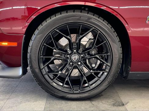 Used 2019 Dodge Challenger R/T Scat Pack RWD image 8