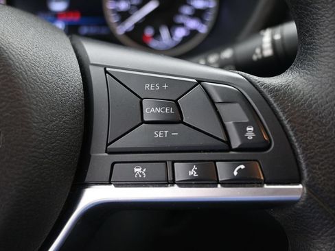 Used 2024 Nissan Sentra SV FWD image 24