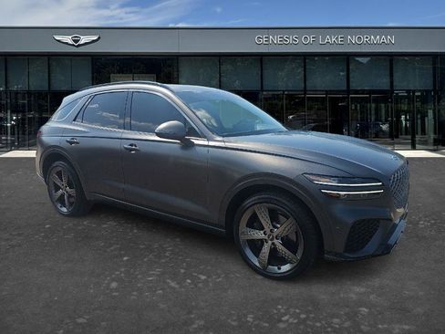 Used 2024 Genesis GV70 3.5T Sport w/ Sport Advanced Package AWD/4WD image 3