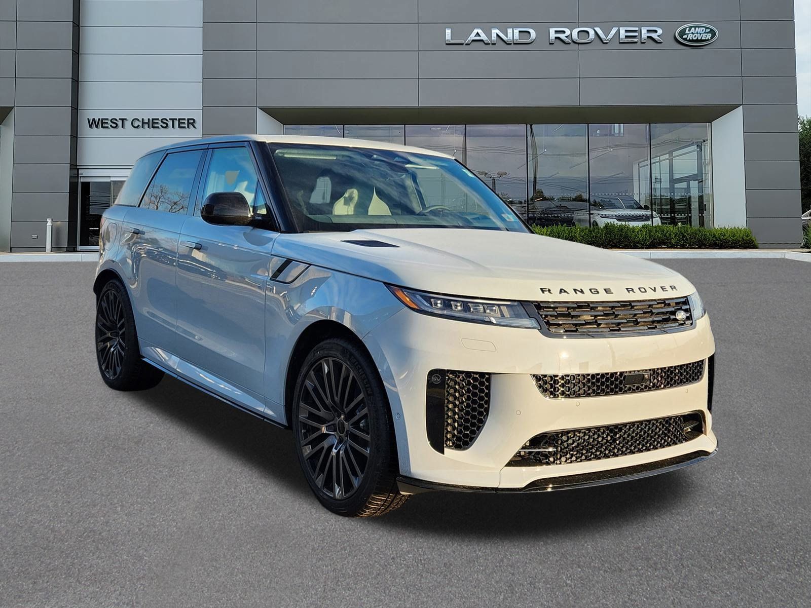 New 2026 Land Rover Range Rover Sport SV AWD/4WD image 2
