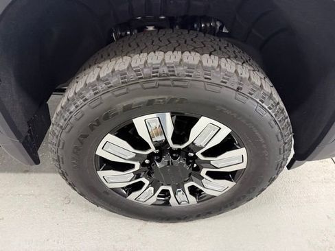 New 2026 GMC Sierra 2500 Denali image 4