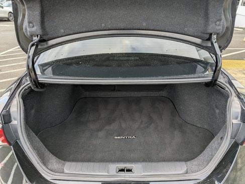 Used 2020 Nissan Sentra S image 26