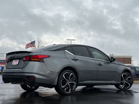 Certified 2023 Nissan Altima 2.5 SR w/ SR Premium Package image 2