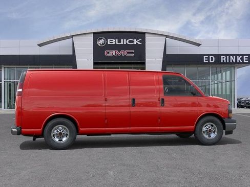New 2026 GMC Savana 2500 Extended RWD image 5