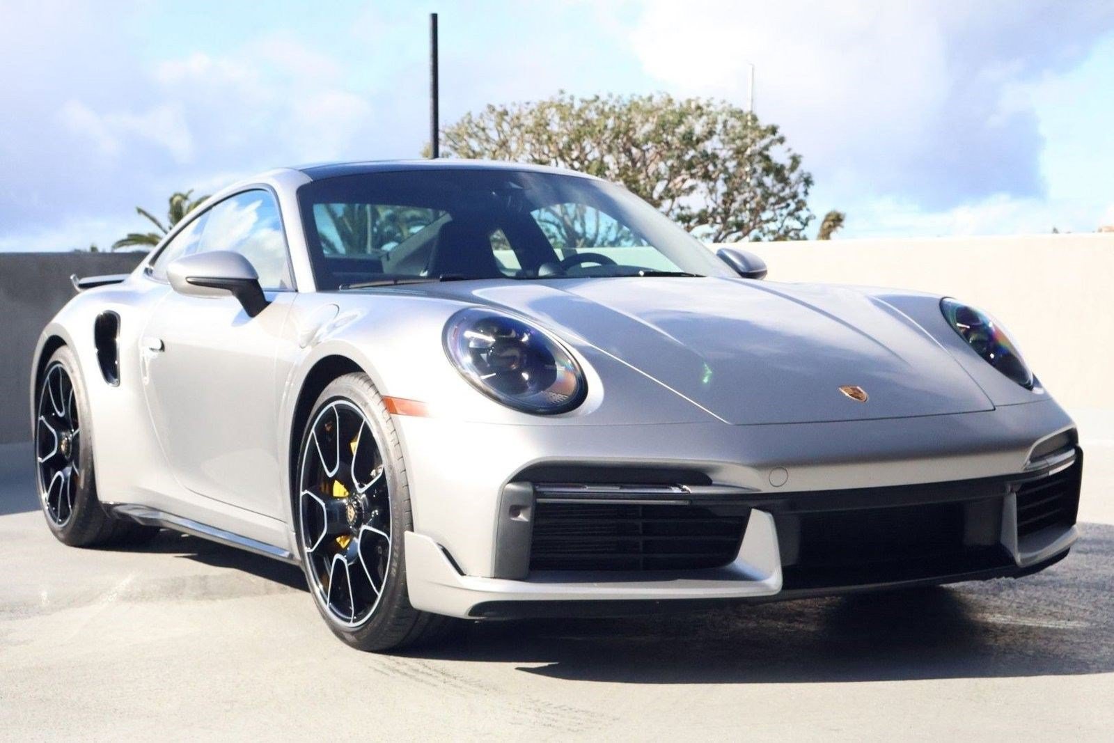 Certified 2022 Porsche 911 Turbo S AWD/4WD image 7