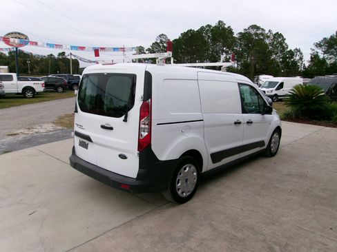 Used 2017 Ford Transit Connect XL image 5