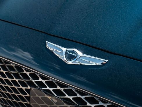 Used 2023 Genesis G70 2.0T AWD/4WD image 14