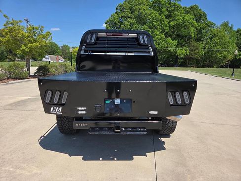 Used 2022 Chevrolet Silverado 2500 LT w/ Fleet Comfort Package AWD/4WD image 8