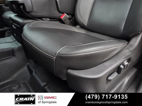 Used 2022 GMC Sierra 2500 SLT AWD/4WD image 23