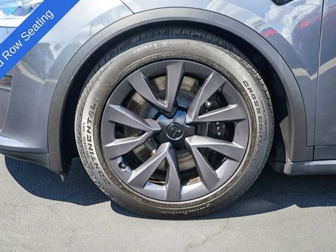 Used 2023 Tesla Model X image 11