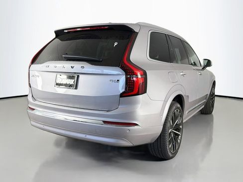 New 2026 Volvo XC90 B6 Plus w/ Protection Package Premier AWD/4WD image 7