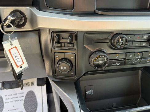 Used 2025 Ford F350 XLT w/ 360-Degree Camera Package image 77