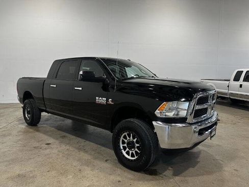 Used 2013 RAM 2500 SLT w/ Cold Weather Group AWD/4WD image 5