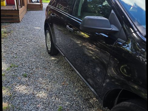 Used 2013 Ford Edge SE FWD image 4