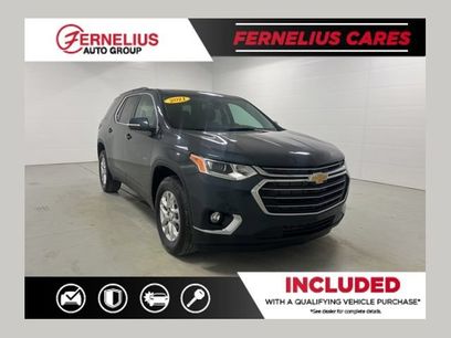 Used 2021 Chevrolet Traverse LT