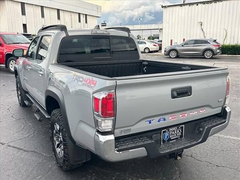 Used 2021 Toyota Tacoma TRD Off-Road AWD/4WD image 8